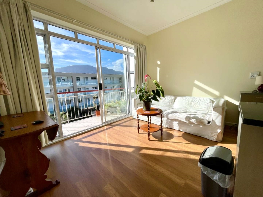 To Let 1 Bedroom Property for Rent in Beach Estate Western Cape